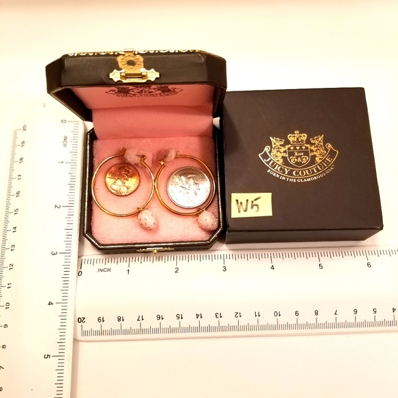NIB Juicy Couture Pink Enamel Strawberries Crystals & Gold Hoop Earrings RARE - Picture 4 of 11